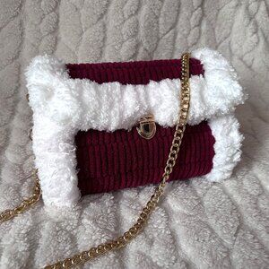 Chenille Shoulder Bag | Burgundy